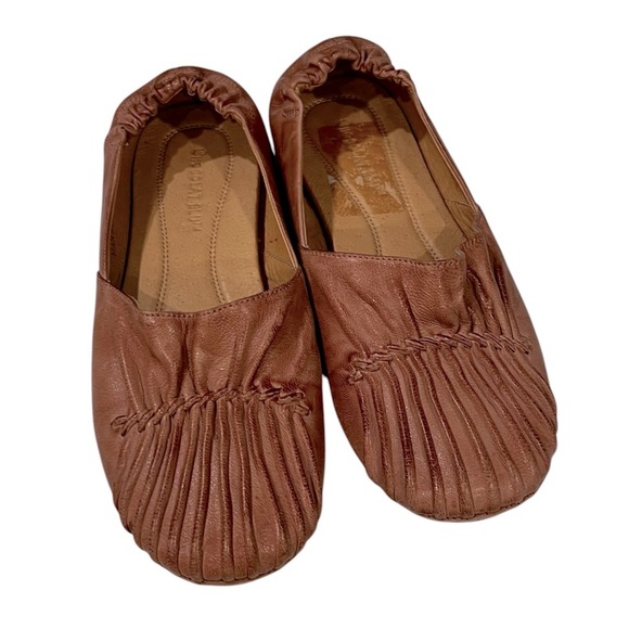 Chocolate Blu Women’s Cam2 Tan Leather Ballet Flats Size 6 - Picture 1 of 9